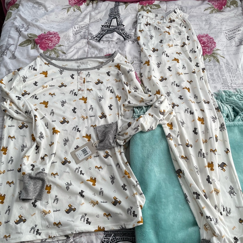 Pajama set